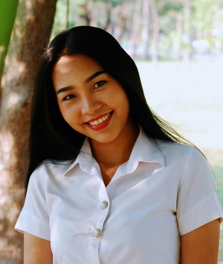 A thai student wearing white shirt